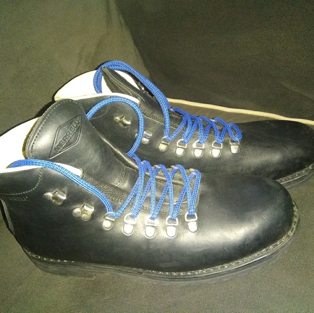 Black merrell boots all leather - Picture 3 of 4